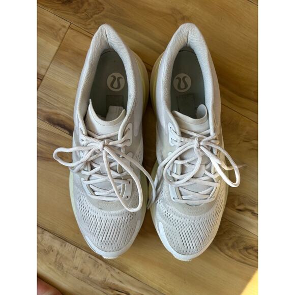 Lululemon BlissFeel Run Shoes Women Size 10.5 White/Elixir/Light Ivory VGC - Picture 4 of 5